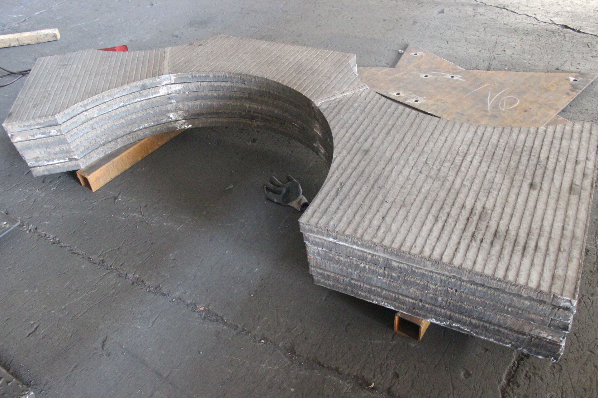 復(fù)合耐磨襯板 復(fù)合耐磨襯板